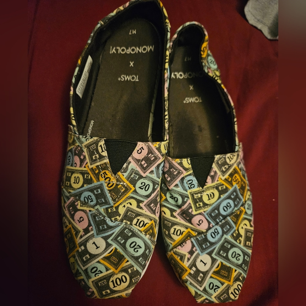 TOMS x Monopoly Money Print Slip-On Shoes Mens 7 or Womens 8.5